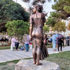 0AD300BC-5B5B-41AC-9FD9-F75E61673823